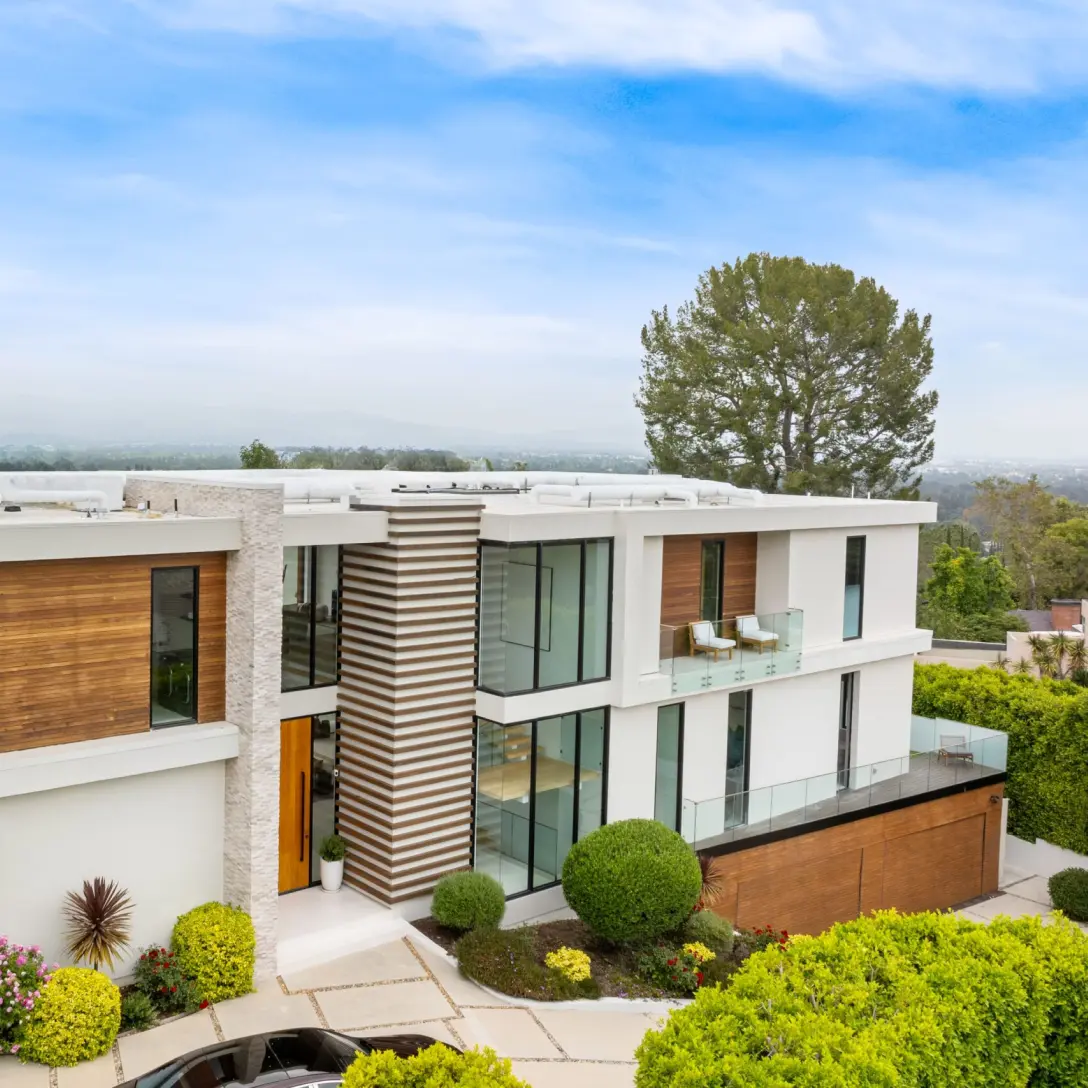 Meadowbrook Estate