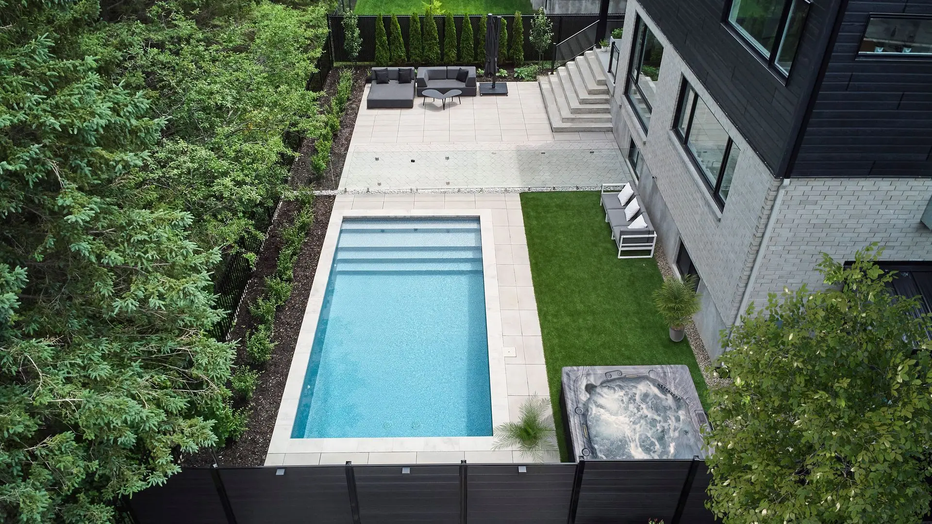 Pool 7